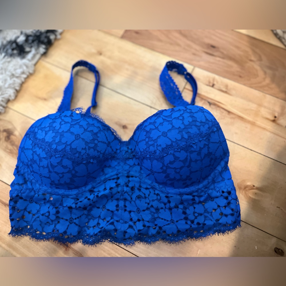Electric blue push up bralette from PINK. Worn maybe twice, mint condition.
